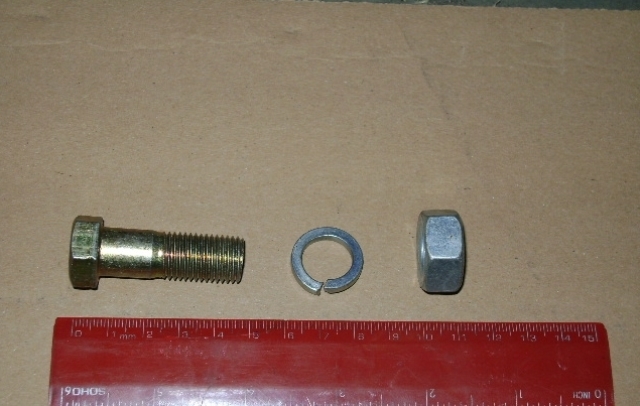Болт крепления барабана к ступице М18*1,5 L-50