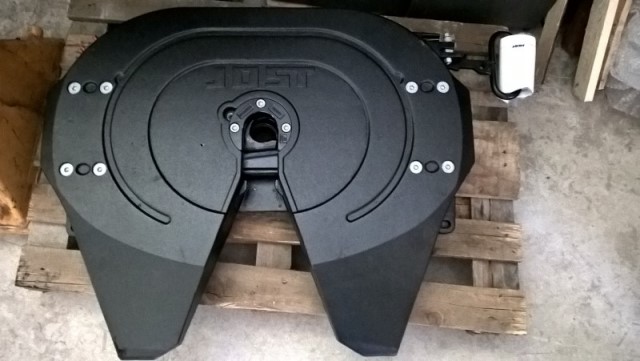 Седельно-сцепное устройство